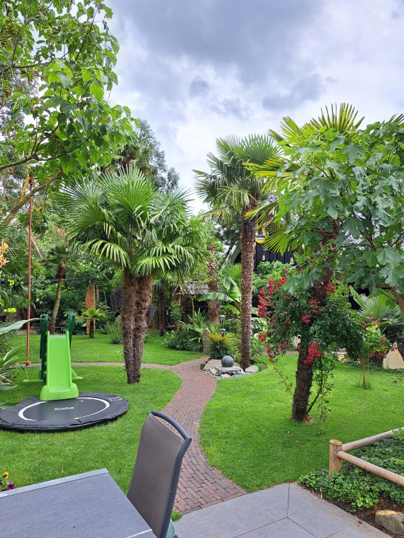 Een Oase van Rust in Eigen Tuin