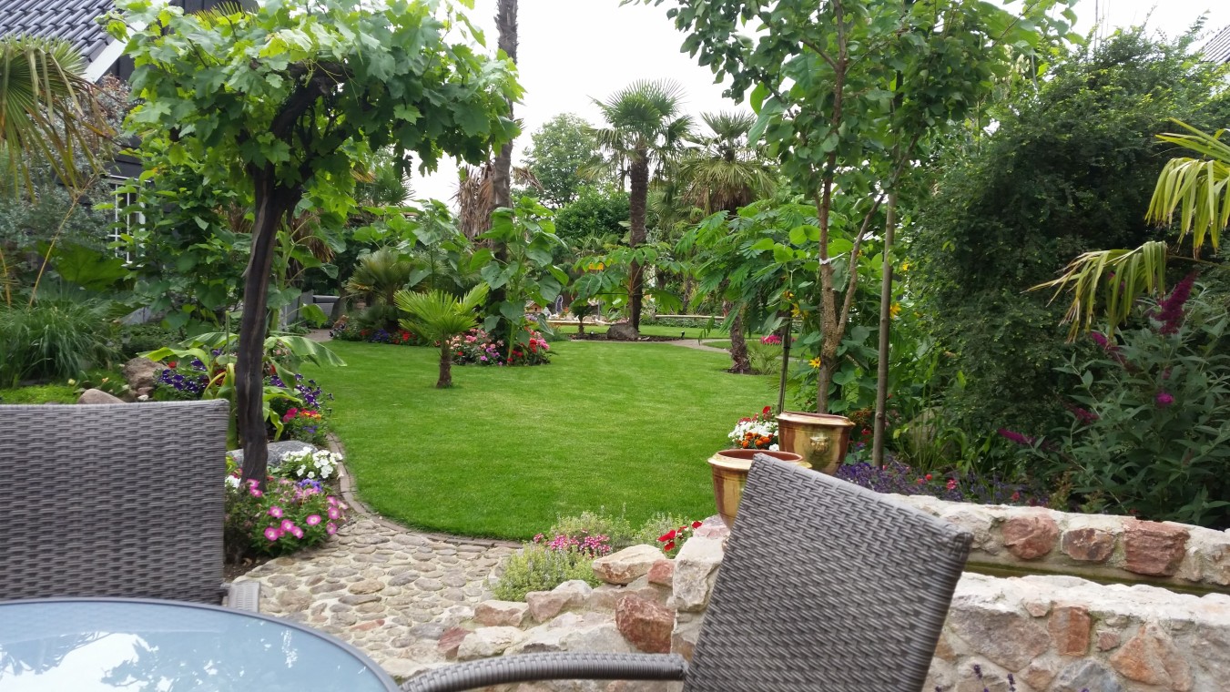 Een Oase van Rust in Eigen Tuin