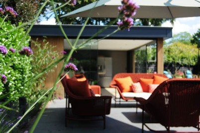 Rustgevende Tuin met Luxe Zwembad