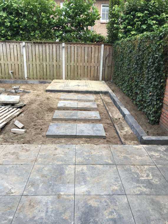 Moderne Oase van Rust